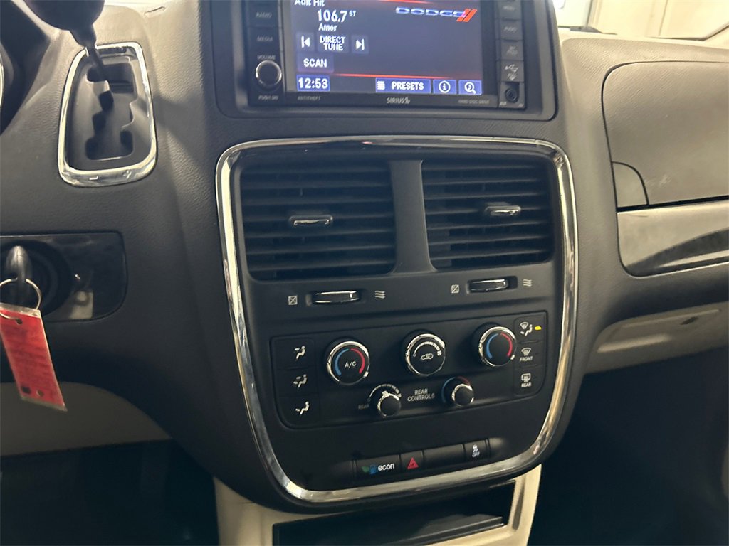 Certified 2018 Dodge Grand Caravan SE w/ UConnect Hands-Free Group image 23