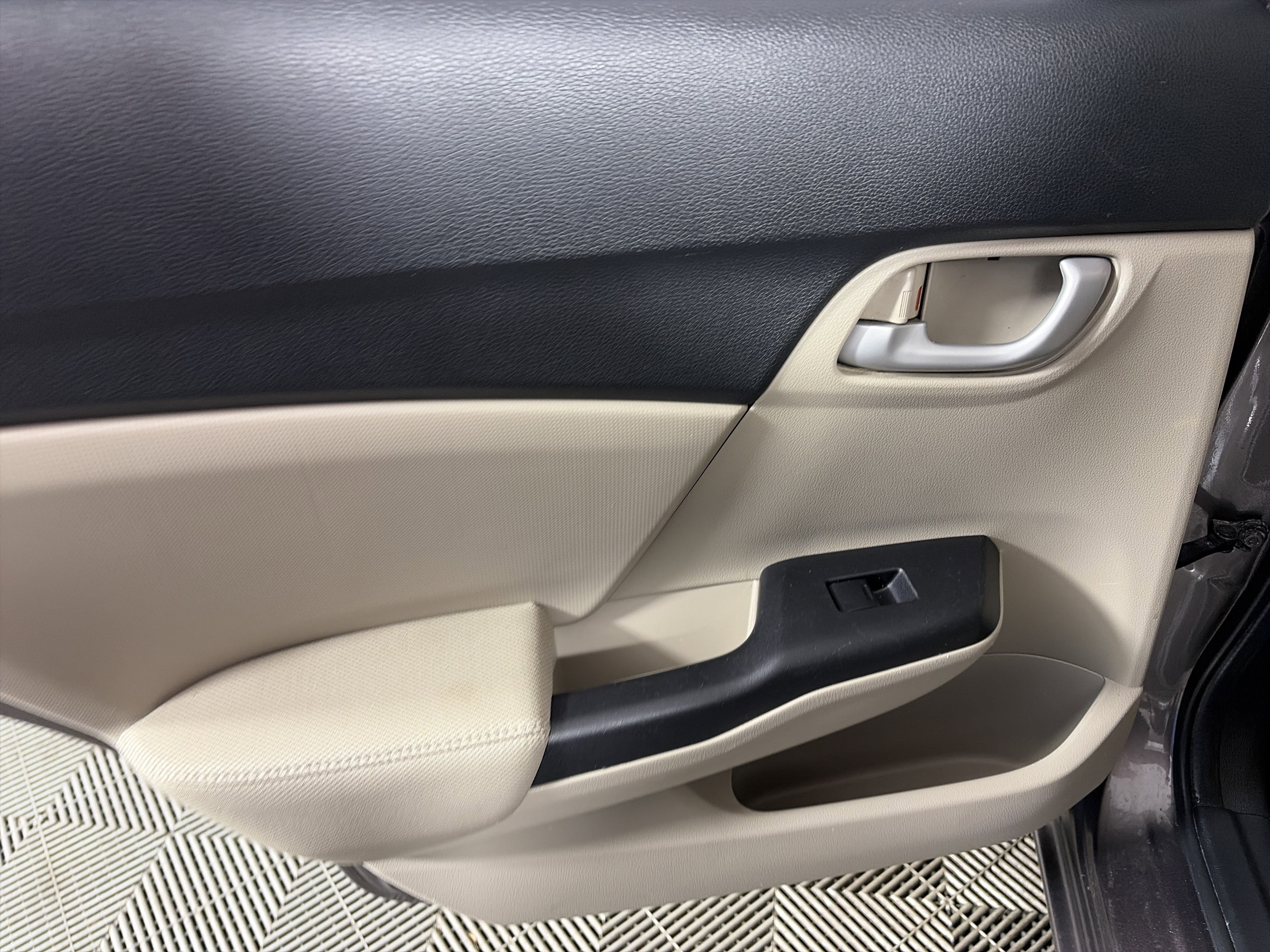 Used 2015 Honda Civic LX image 35