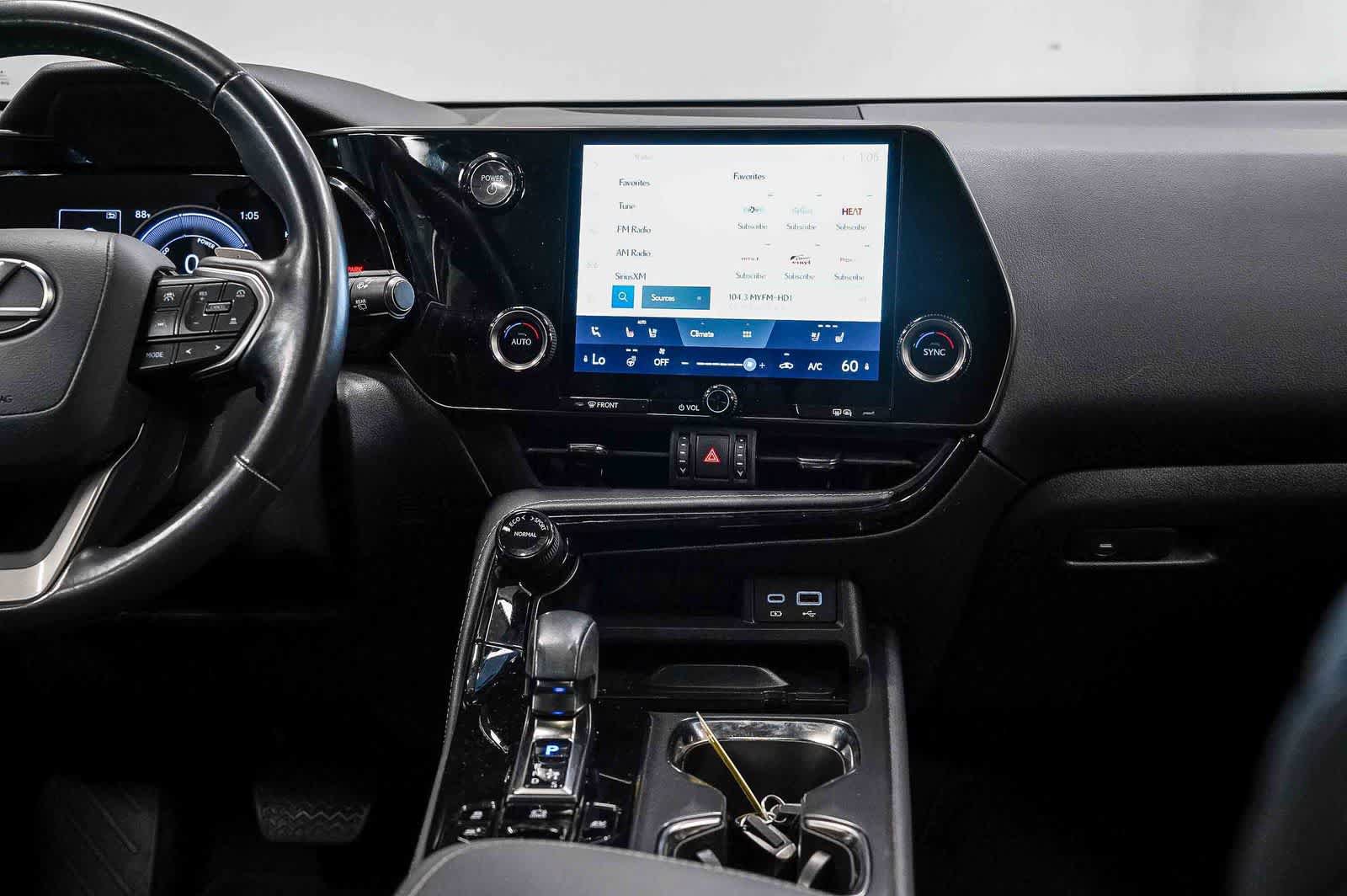 Used 2025 Lexus NX 350h AWD w/ Accessory Package (2T) image 13