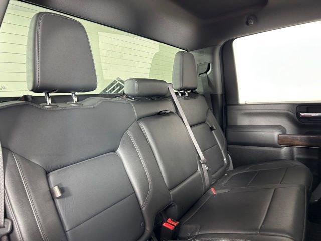 Used 2023 GMC Sierra 3500 SLT w/ Gooseneck/5TH Wheel Package AWD/4WD image 12