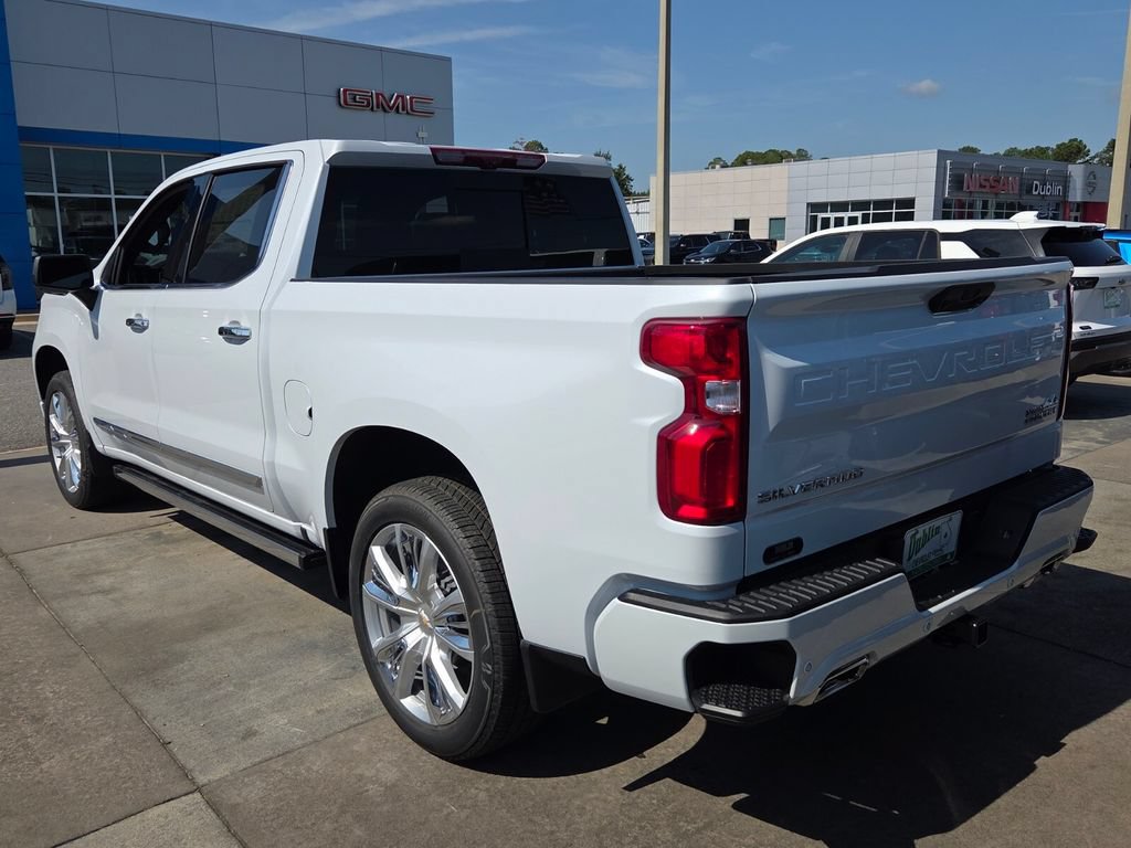 New 2026 Chevrolet Silverado 1500 High Country AWD/4WD image 3
