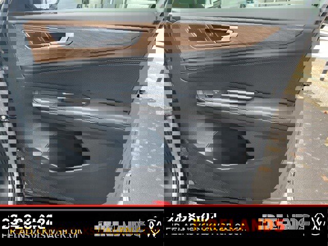 New 2026 Volkswagen Atlas SE image 45