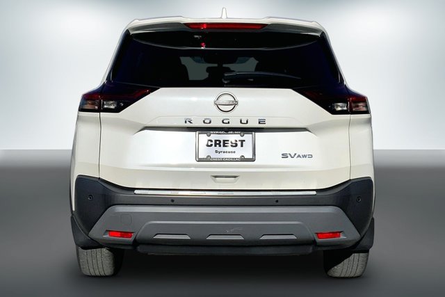 Used 2023 Nissan Rogue SV AWD/4WD image 3