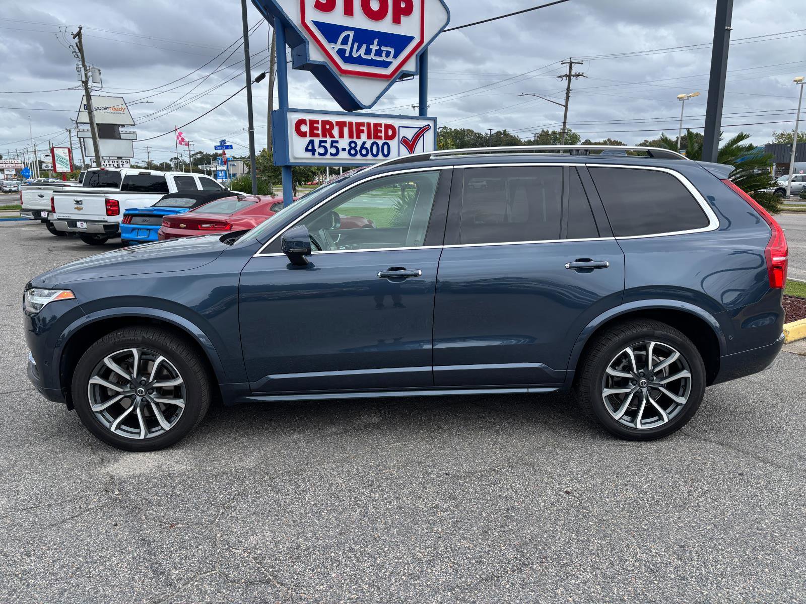 Used 2019 Volvo XC90 T6 Momentum w/ Advanced Package image 2