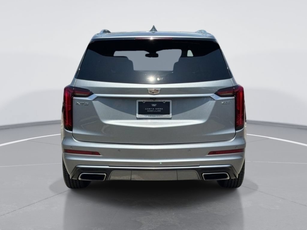 Certified 2023 Cadillac XT6 Premium Luxury FWD image 4