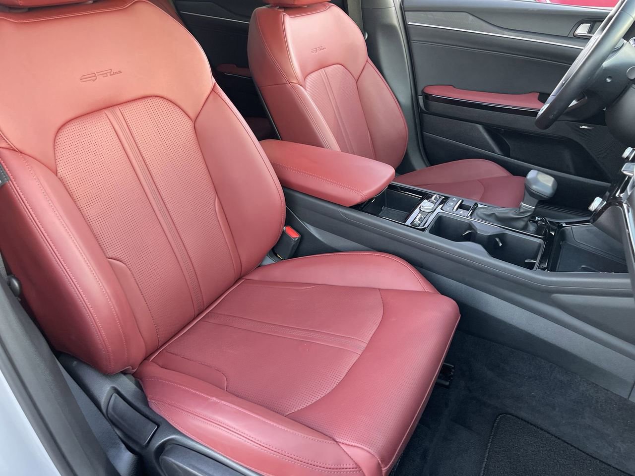 Certified 2025 Kia K5 GT-Line w/ GT-Line Premium Package image 10