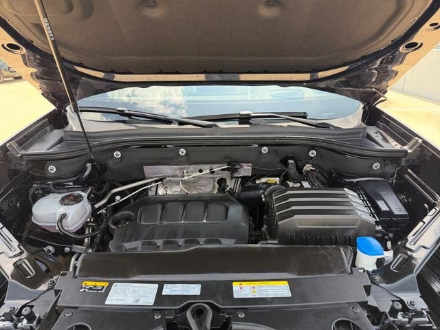 Used 2025 Volkswagen Atlas Cross Sport SEL Premium R-Line AWD/4WD image 19