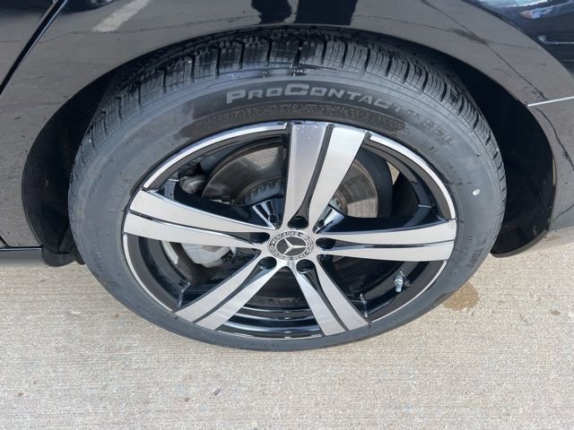 Used 2025 Mercedes-Benz C 300 4MATIC Sedan image 10