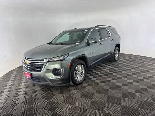 Used 2023 Chevrolet Traverse LT AWD/4WD image 3