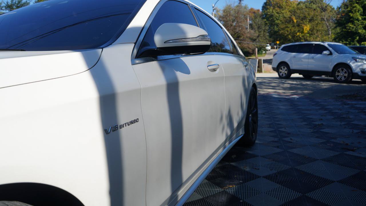 Used 2015 Mercedes-Benz S 63 AMG 4MATIC Sedan image 19