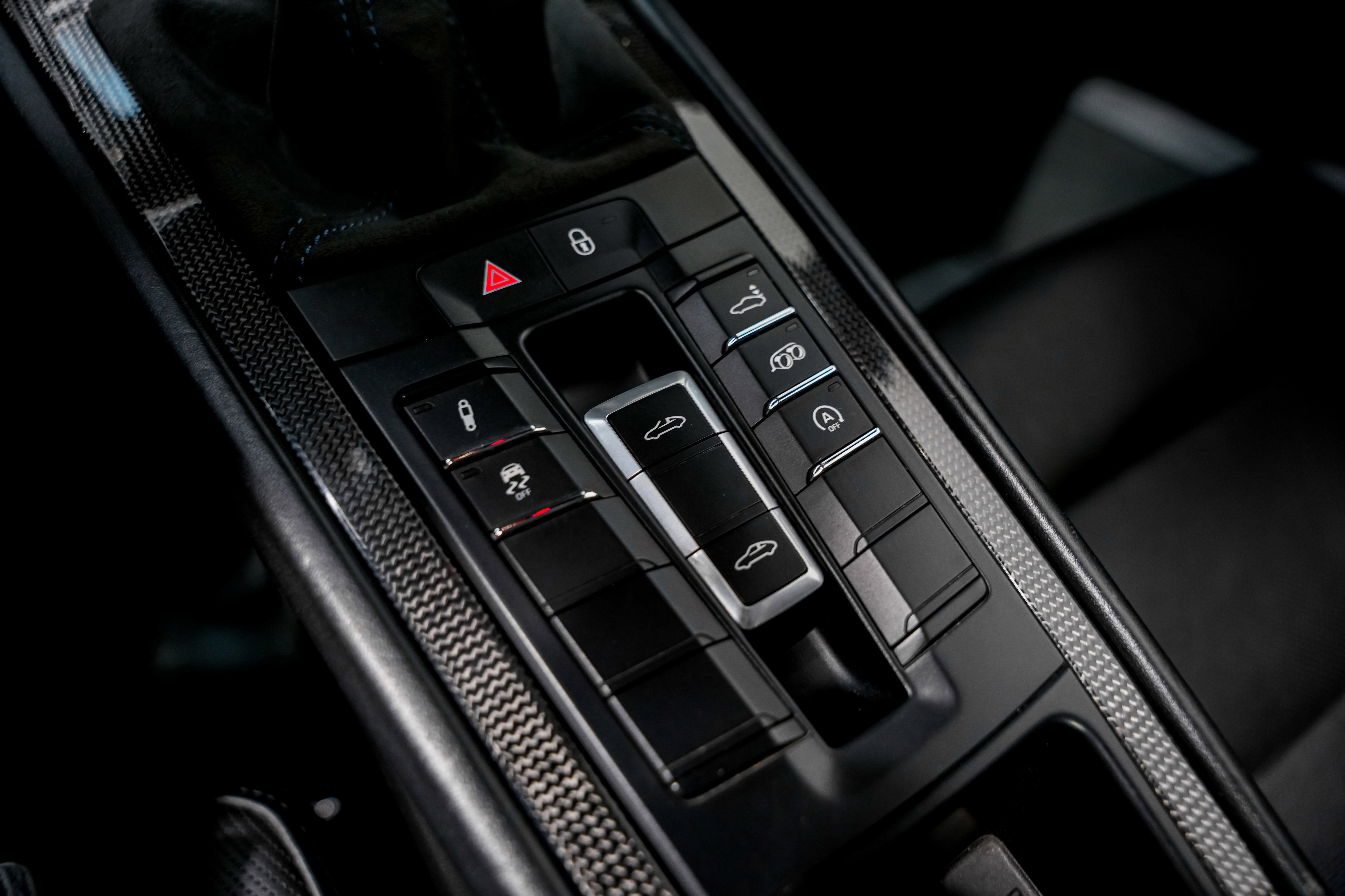 Used 2017 Porsche 911 Targa 4 GTS image 16