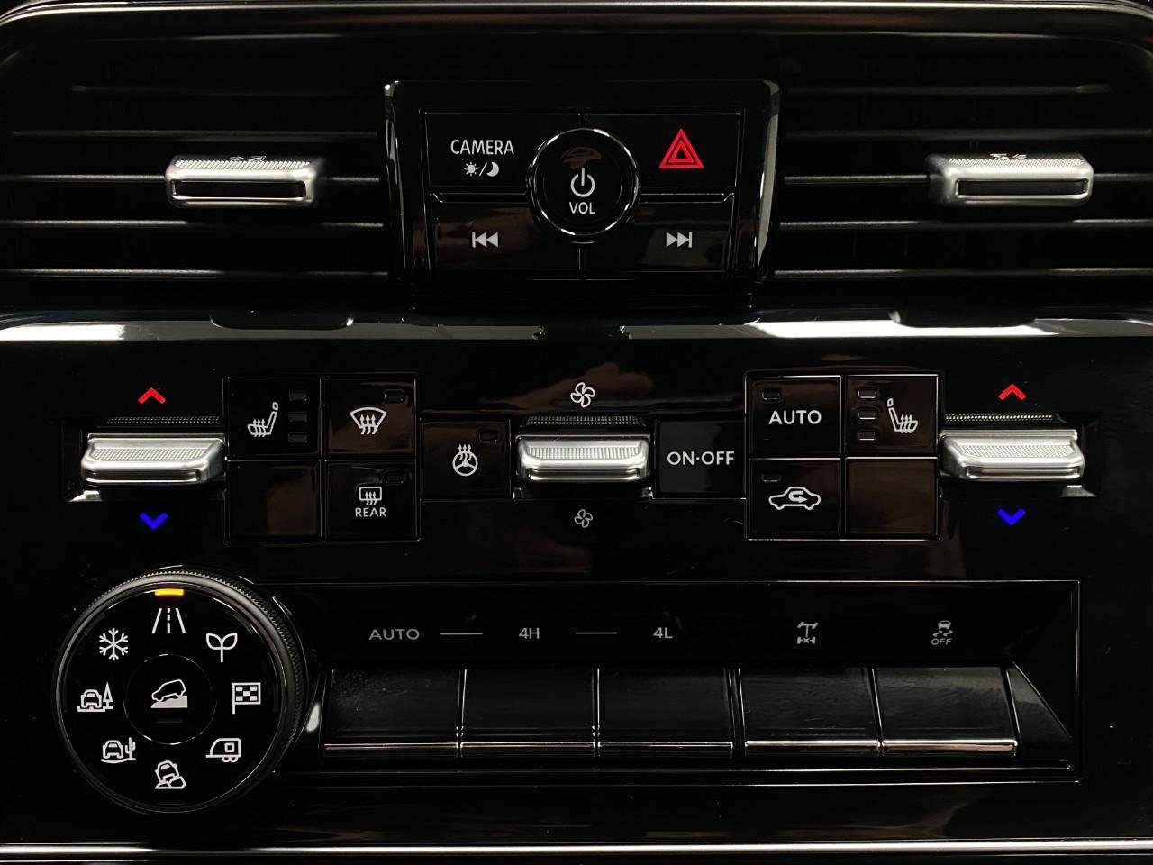 Used 2025 Nissan Armada PRO-4X image 27
