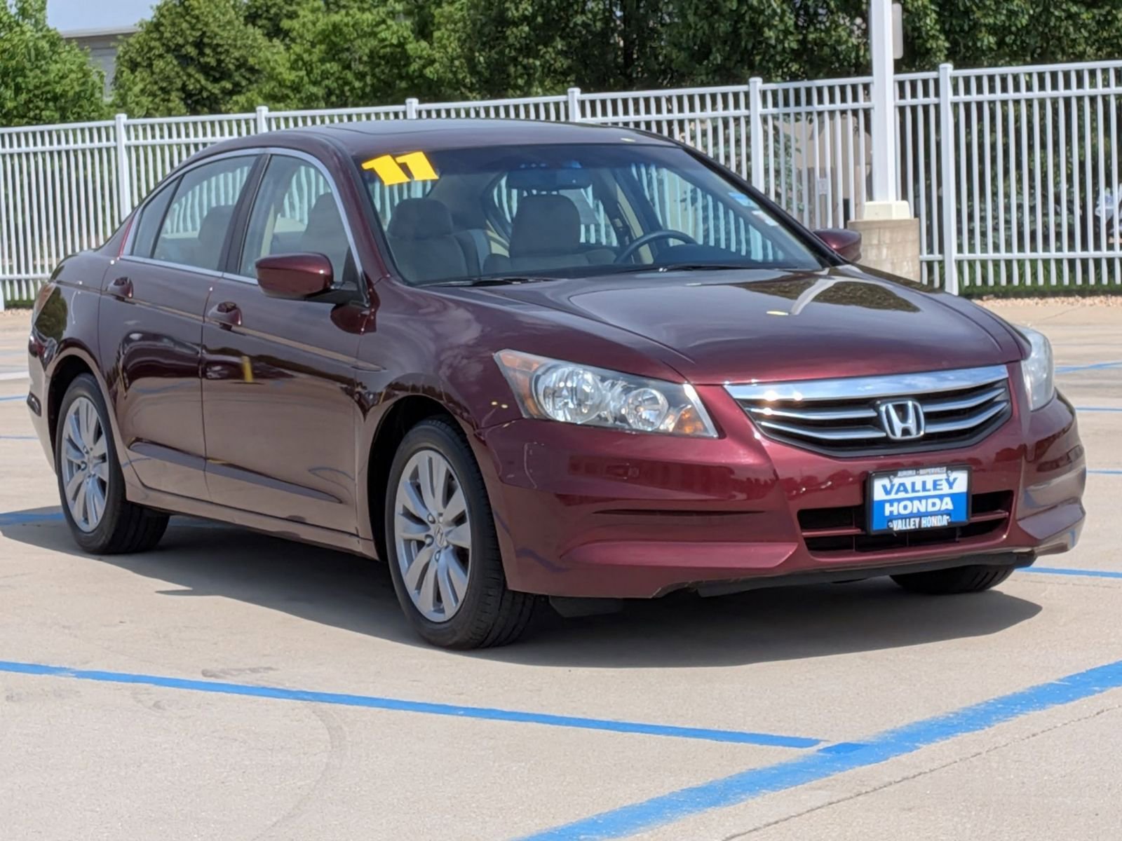 Used 2011 Honda Accord EX-L image 4
