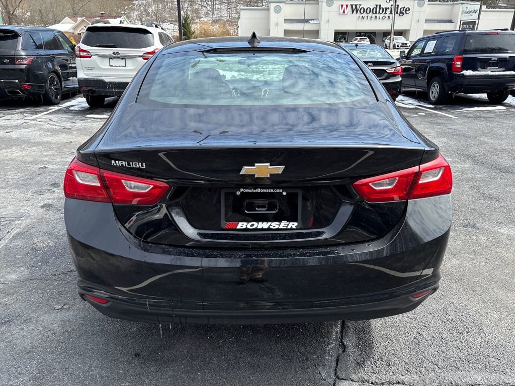 Used 2021 Chevrolet Malibu LS image 4