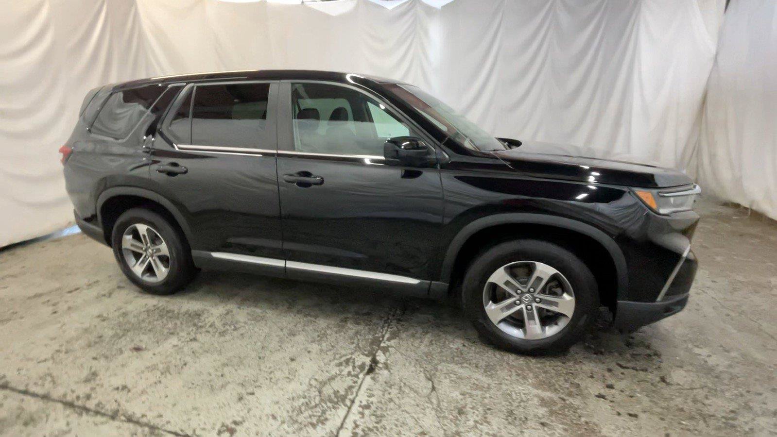 Certified 2025 Honda Pilot EX-L image 4