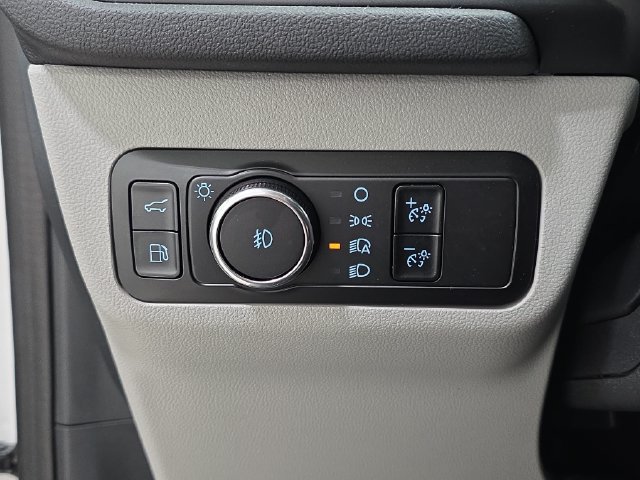 Certified 2023 Ford Escape SE w/ PHEV Premium Package FWD image 22