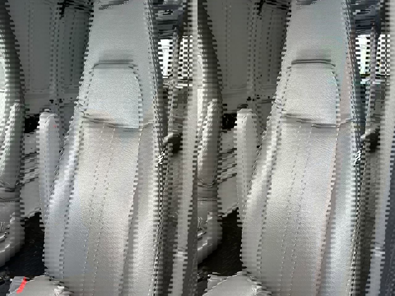 Used 2022 Chevrolet Express 2500 Extended w/ Driver Convenience Package image 11