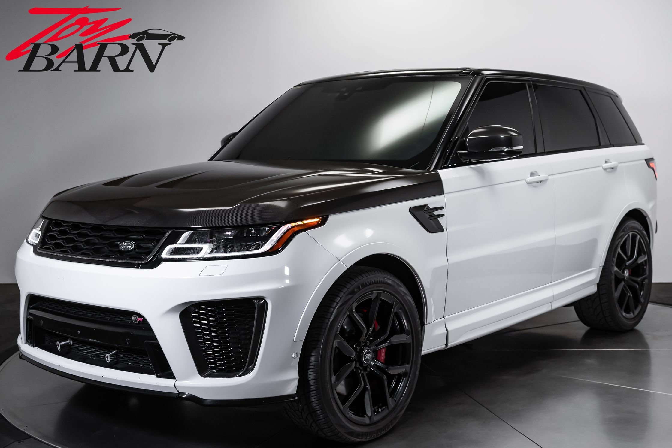 Used 2020 Land Rover Range Rover Sport SVR
