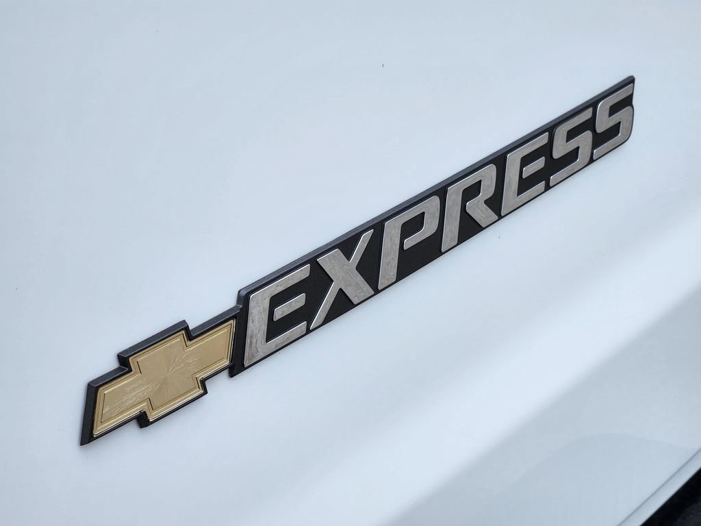 Certified 2025 Chevrolet Express 3500 LS RWD image 12