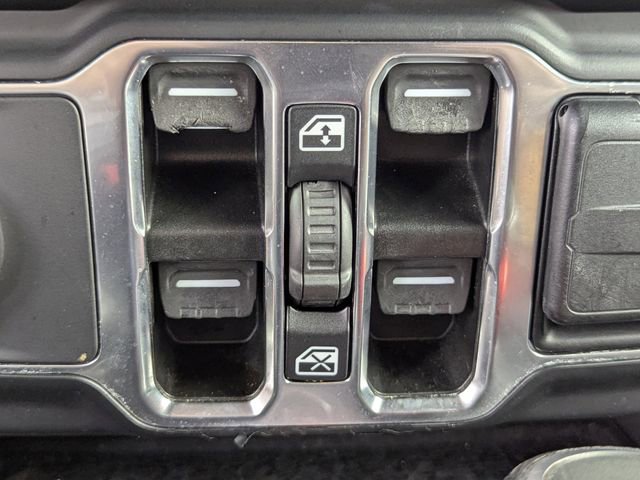 Used 2021 Jeep Gladiator Sport image 21