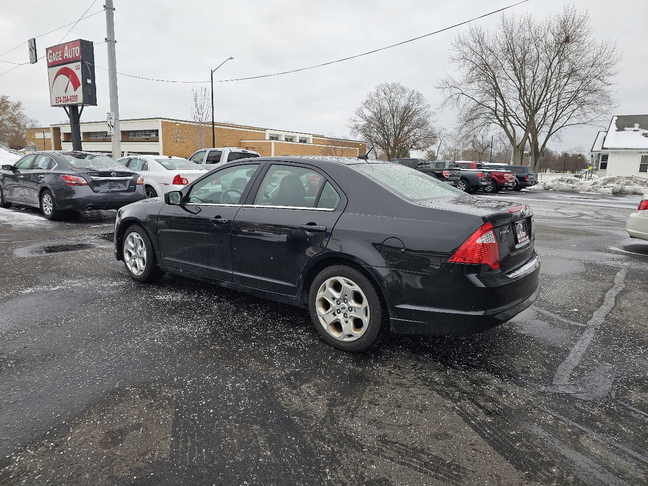 Used 2011 Ford Fusion SE w/ 202A Rapid Spec Order Code image 5