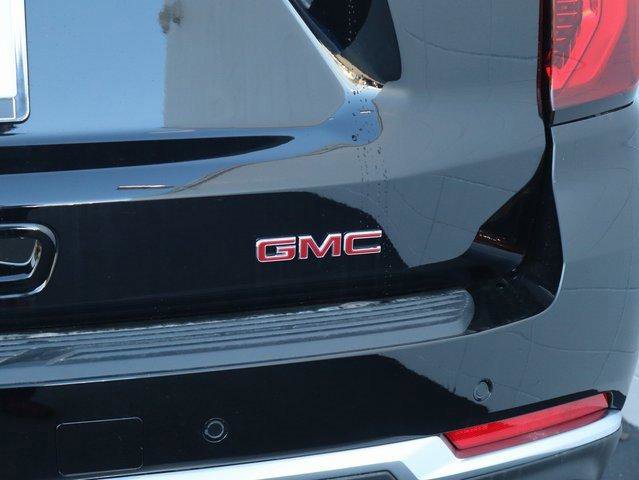 New 2026 GMC Yukon Denali image 7