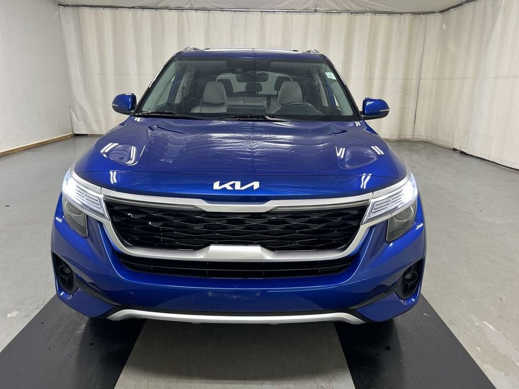 Certified 2023 Kia Seltos EX AWD/4WD image 3