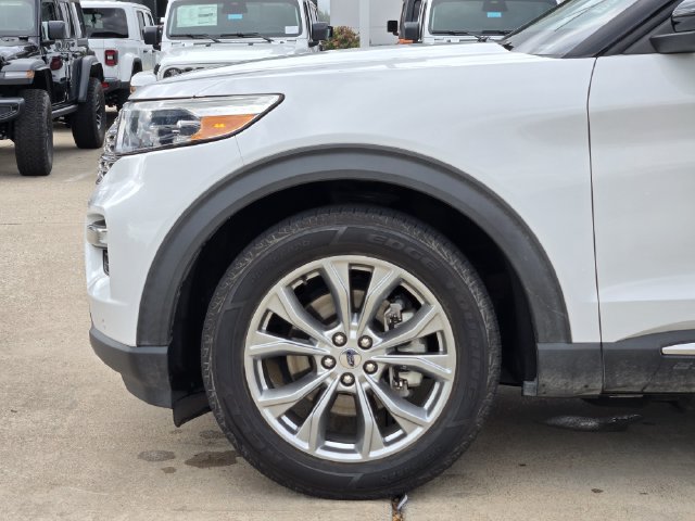 Used 2022 Ford Explorer Limited w/ Equipment Group 301A RWD image 9