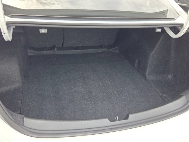 Used 2024 Chevrolet Malibu LT FWD image 13