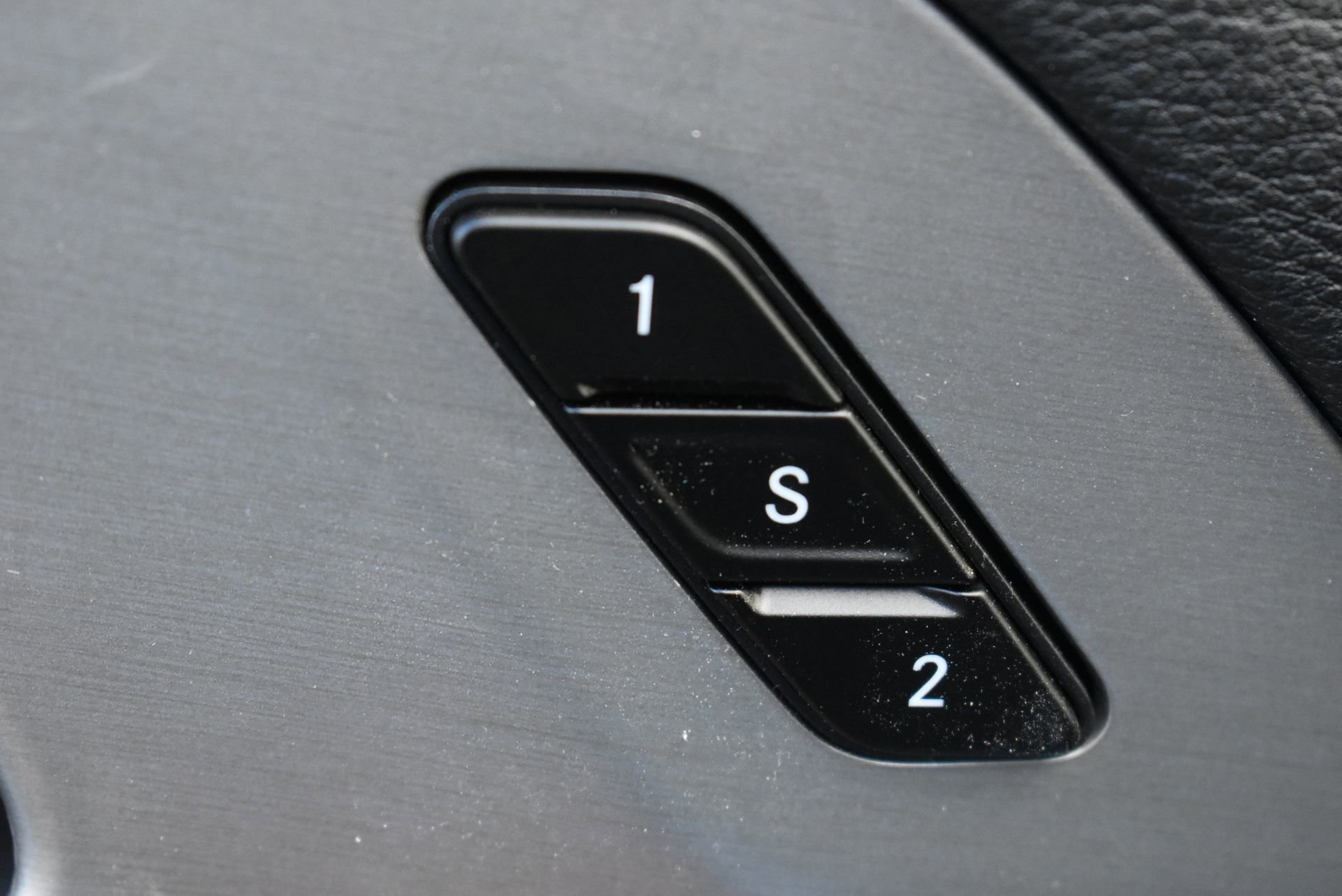 New 2026 Chrysler Pacifica Pinnacle image 15