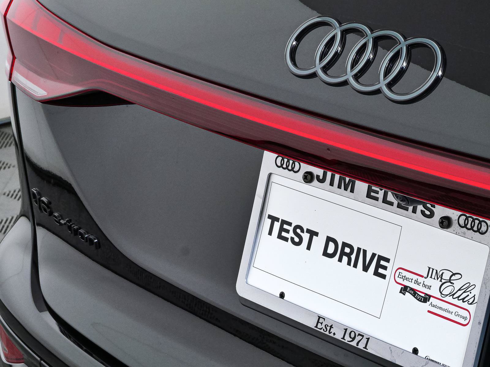 New 2027 Audi Q6 e-tron Premium Plus AWD/4WD image 39