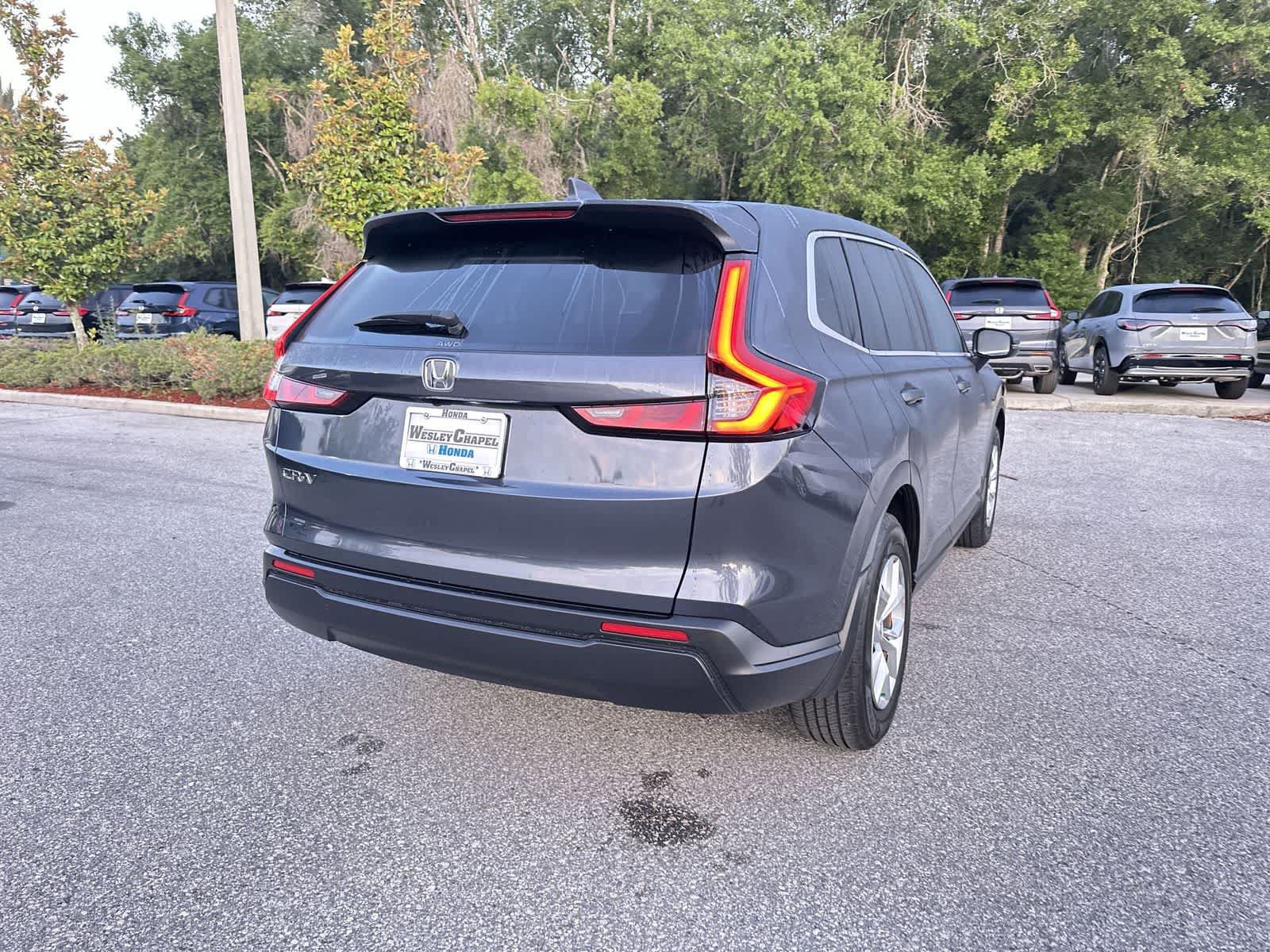 Used 2025 Honda CR-V LX image 6