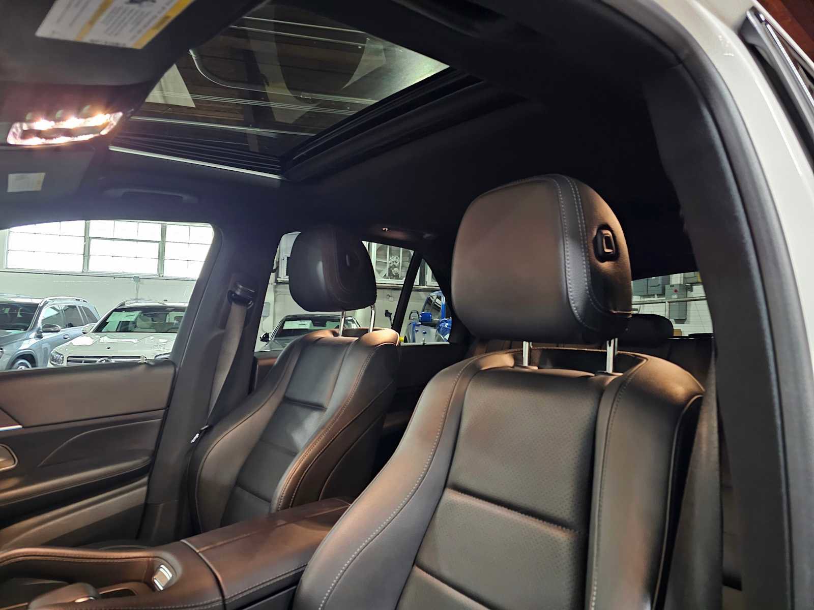 Used 2022 Mercedes-Benz GLE 350 w/ AMG Line Exterior image 26