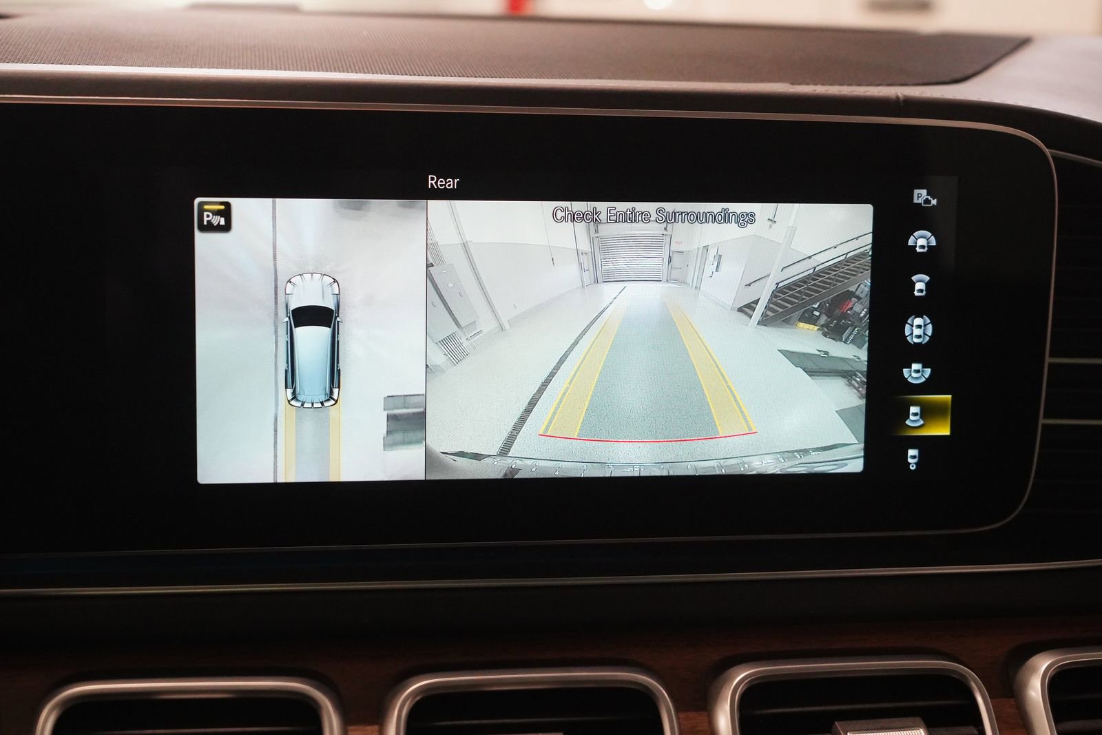 Certified 2021 Mercedes-Benz GLS 63 AMG 4MATIC image 26