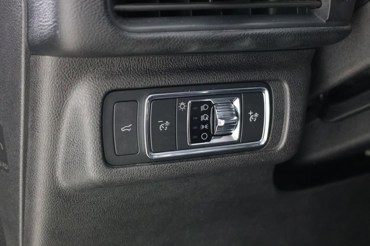 Used 2022 Lincoln Corsair FWD w/ Equipment Group 101A image 23