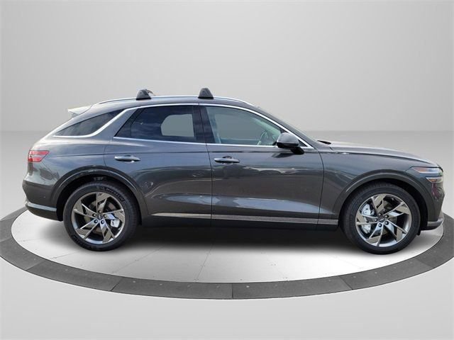 Used 2025 Genesis Electrified GV70 w/ Prestige Package AWD/4WD image 2