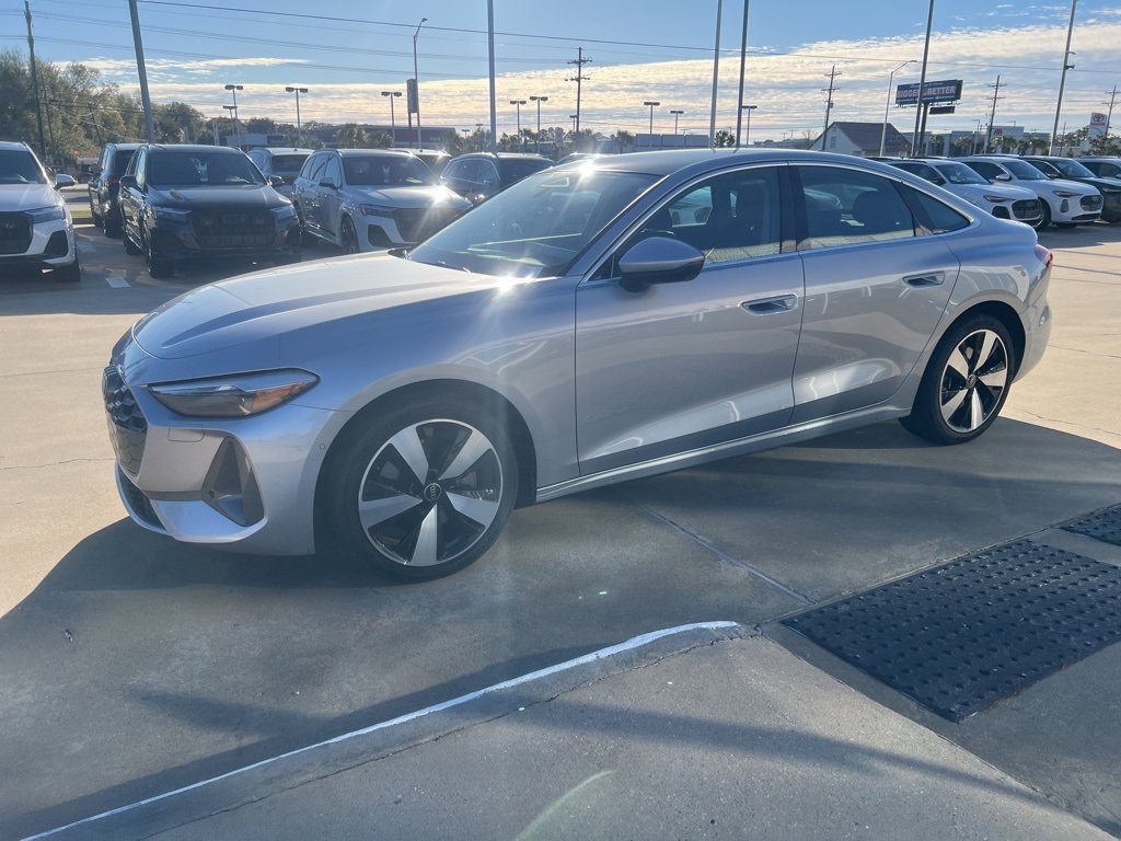 Used 2025 Audi A5 2.0T Premium w/ Convenience Package image 2