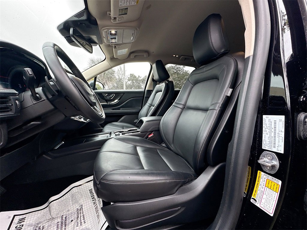 Used 2024 Lincoln Corsair Reserve image 23