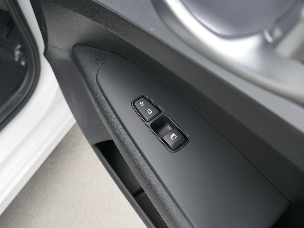 Certified 2024 Kia Forte LXS image 24