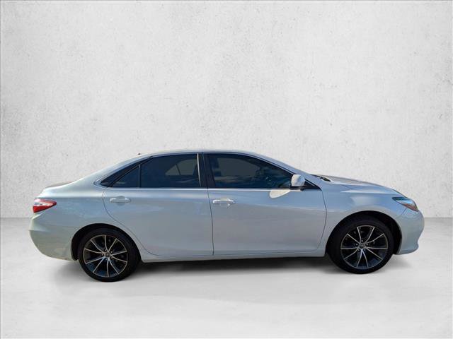 Used 2015 Toyota Camry XSE w/ Moonroof Package FWD image 4