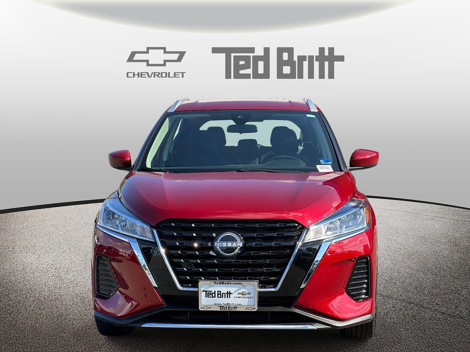 Used 2024 Nissan Kicks SV FWD image 2
