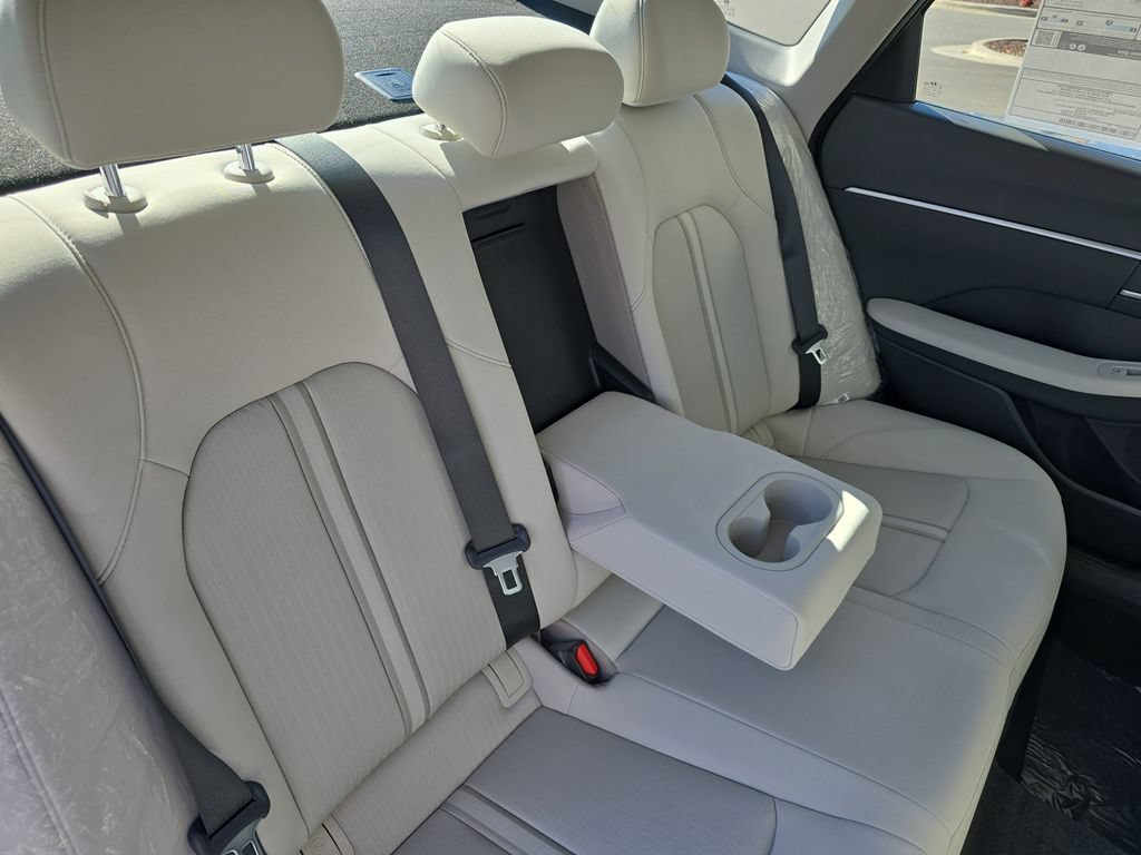 New 2026 Hyundai Sonata SEL AWD/4WD image 11