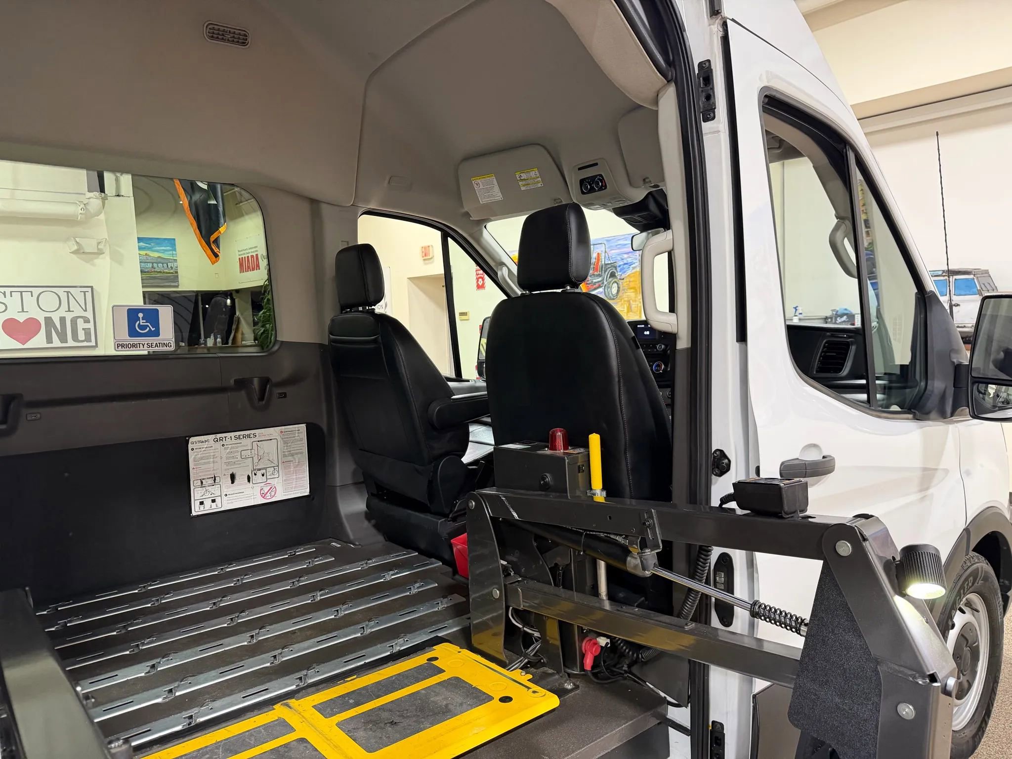 Used 2021 Ford Transit 350 XL RWD image 50