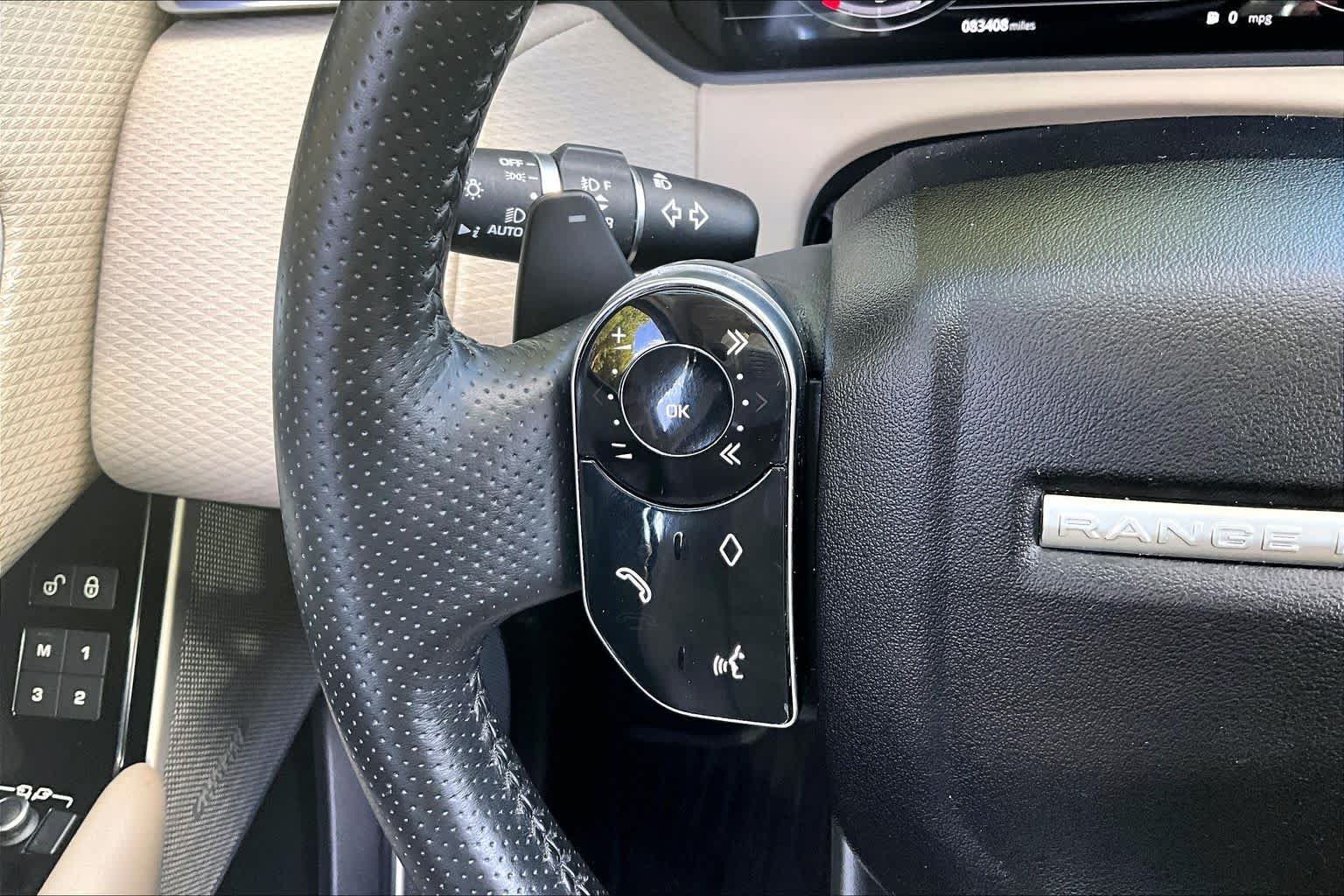 Used 2018 Land Rover Range Rover Velar S AWD/4WD image 22
