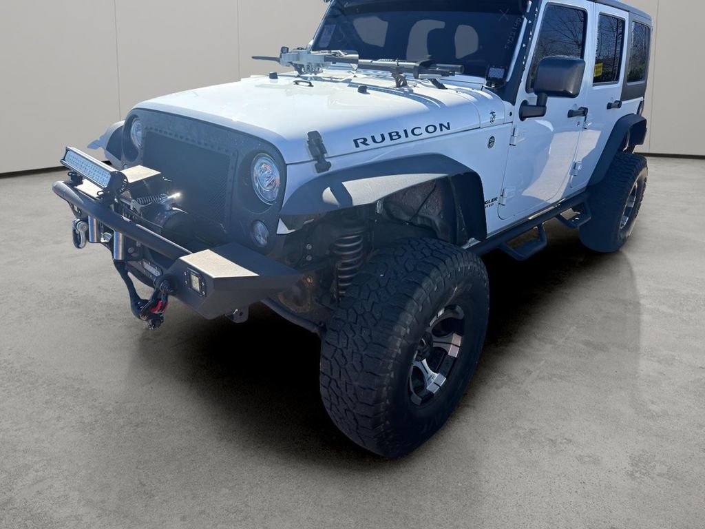 Used 2017 Jeep Wrangler Unlimited Rubicon w/ Connectivity Group AWD/4WD image 8