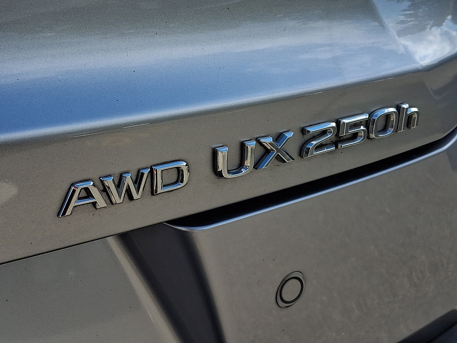 Certified 2024 Lexus UX 250h AWD w/ Premium Package image 31