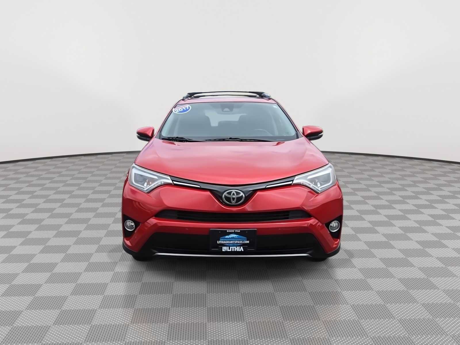 Used 2017 Toyota RAV4 Limited w/ All Weather Liner Package AWD/4WD image 3