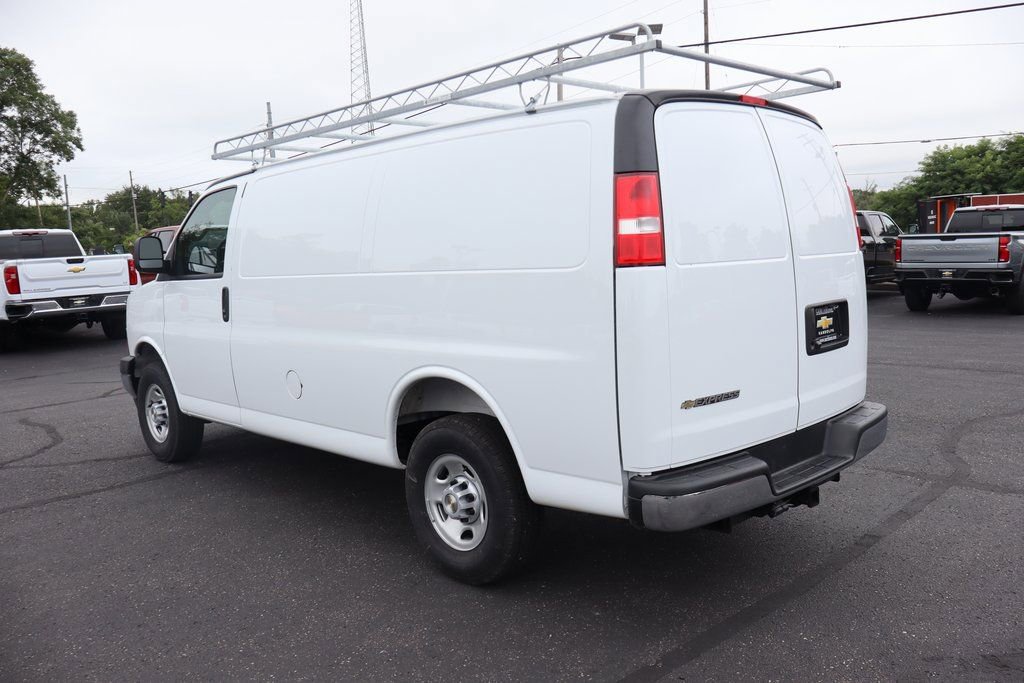New 2025 Chevrolet Express 2500 Work Van w/ Driver Convenience Package image 22