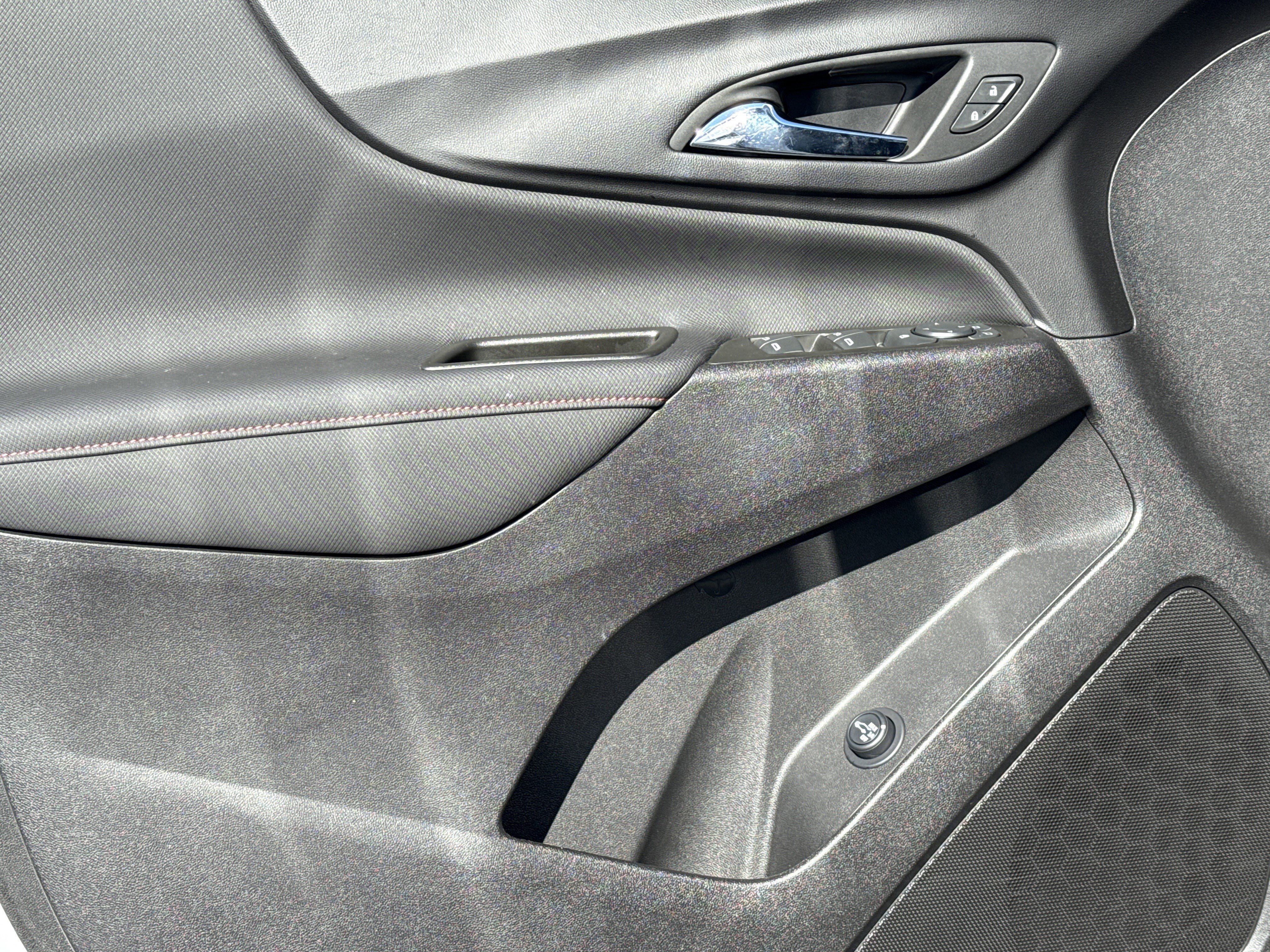 Certified 2024 Chevrolet Equinox RS w/ RS Leather Package image 14