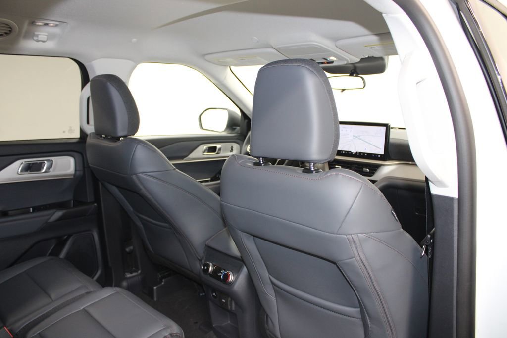 New 2026 Ford Explorer Active image 32